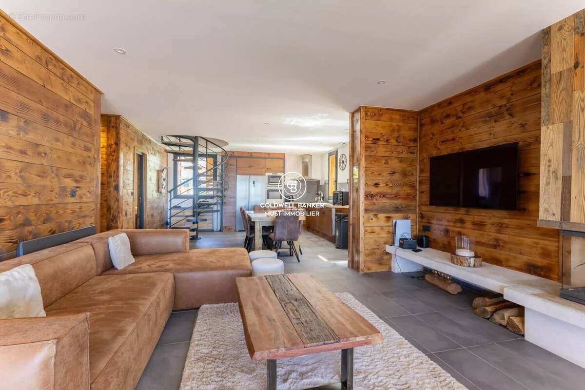 Appartement à FONT-ROMEU-ODEILLO-VIA