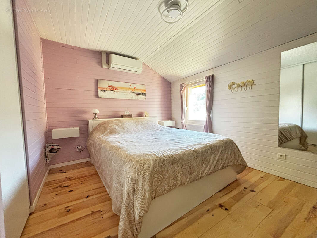 Maison à VAULX-MILIEU