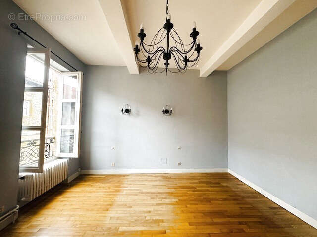 Appartement à CHARLIEU