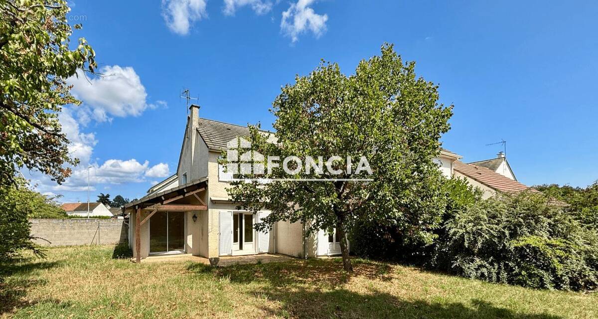 Maison à CHATELLERAULT