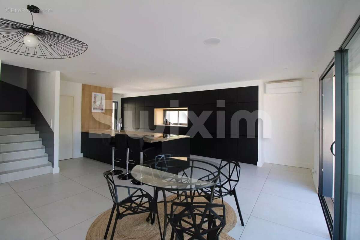 Maison à BOURGOIN-JALLIEU