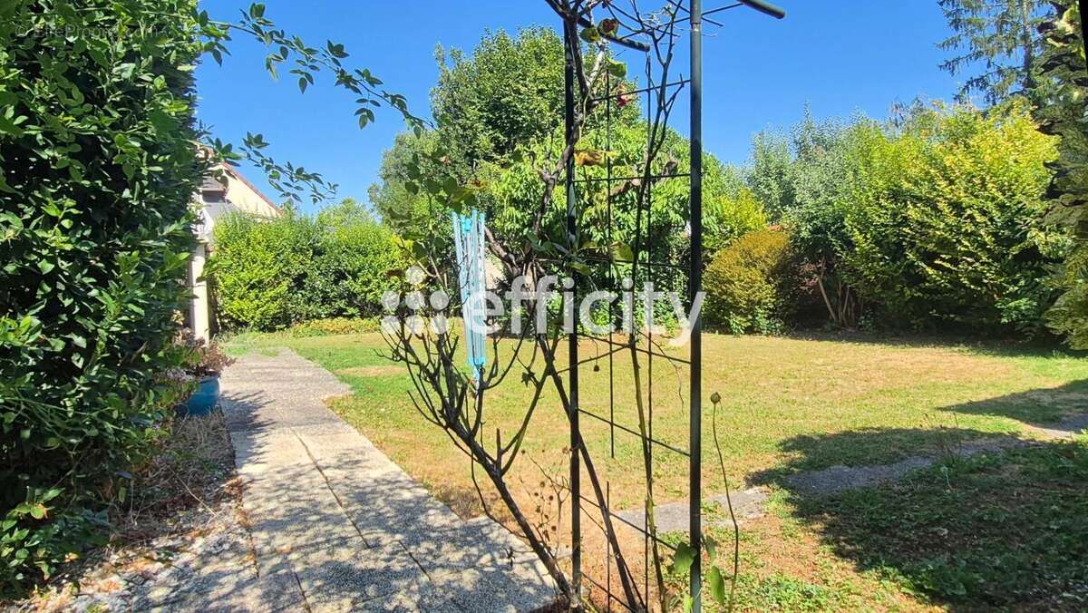 Maison 109 m² à Chelles  - photo 3