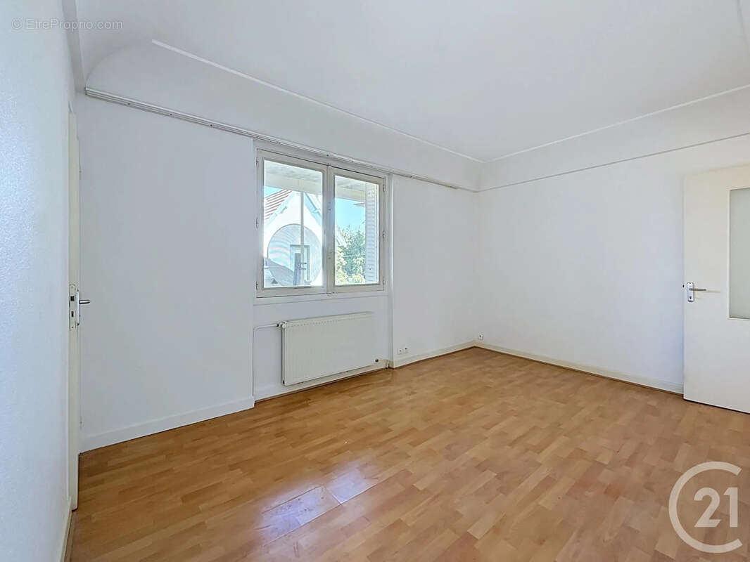 Appartement 84 m² à Dijon  - photo 9
