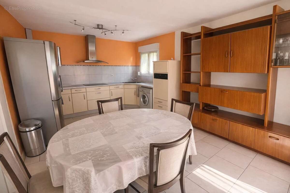 Maison à FONTENAY-TRESIGNY