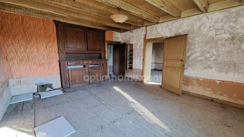 Maison à SOING-CUBRY-CHARENTENAY