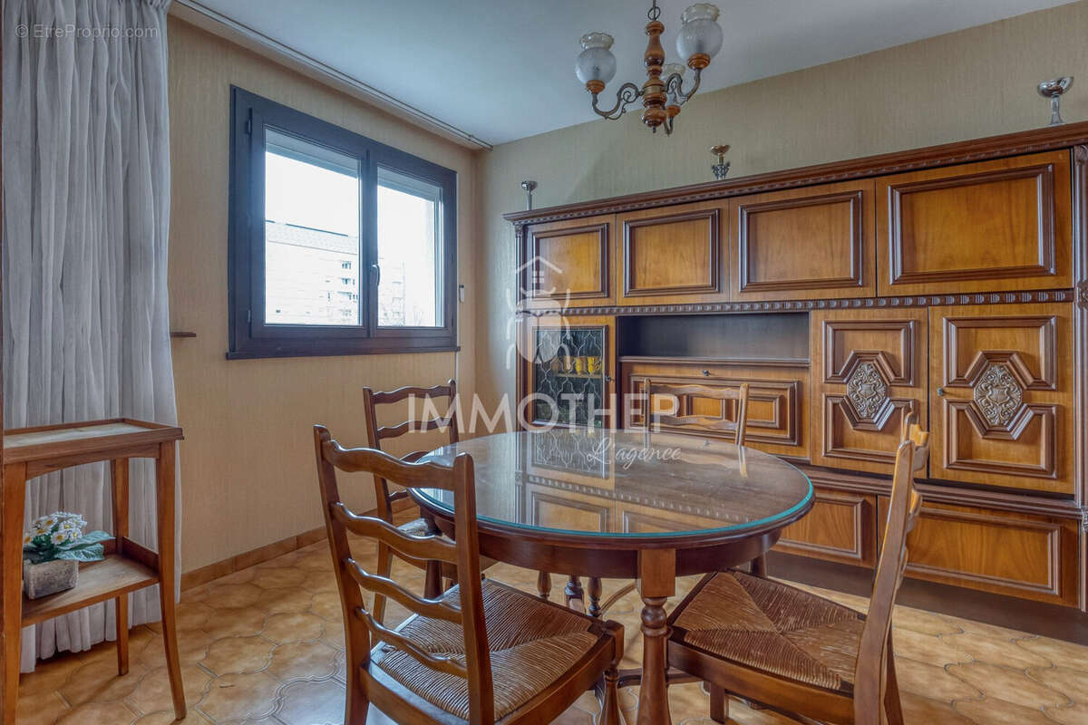 Appartement à ECHIROLLES