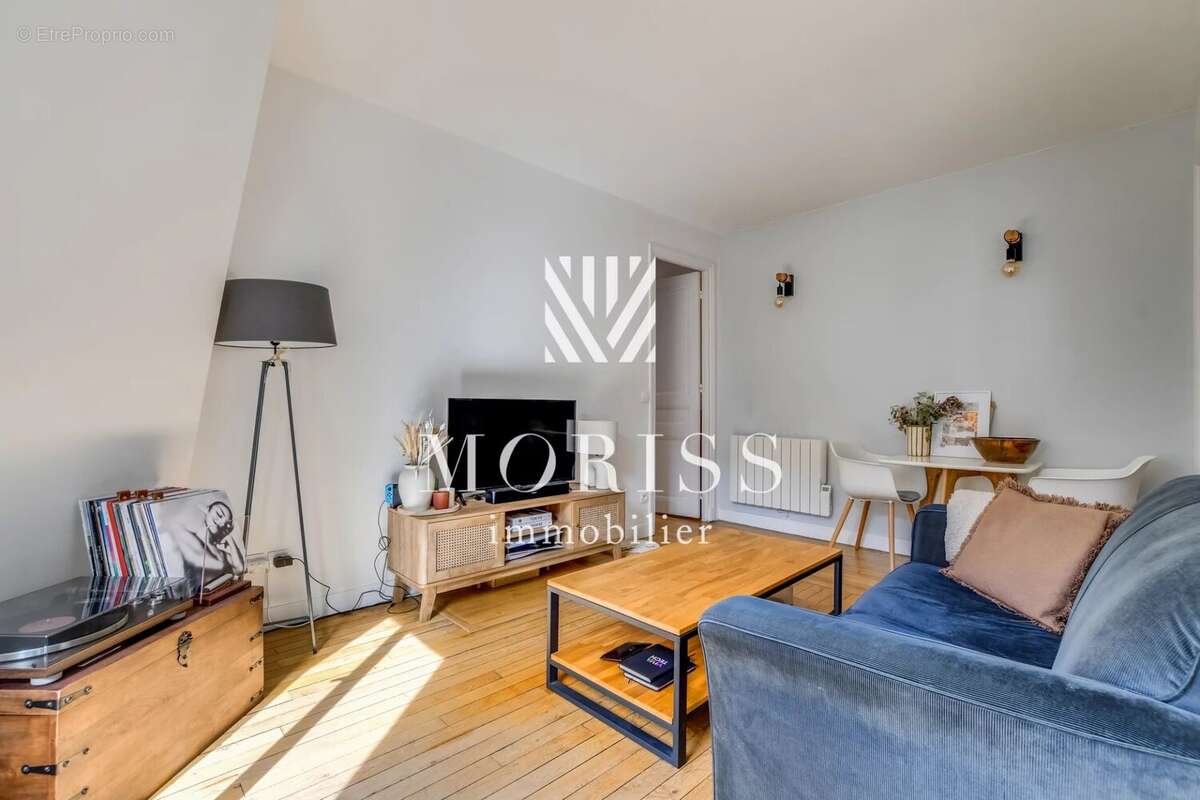 Appartement à PARIS-18E