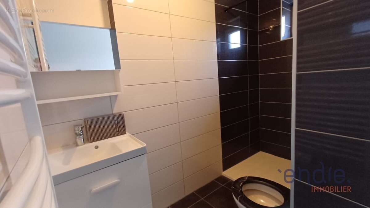 Maison de caractère avec dépendance de 150 m²  Terrain de 27,26 ares - photo 18