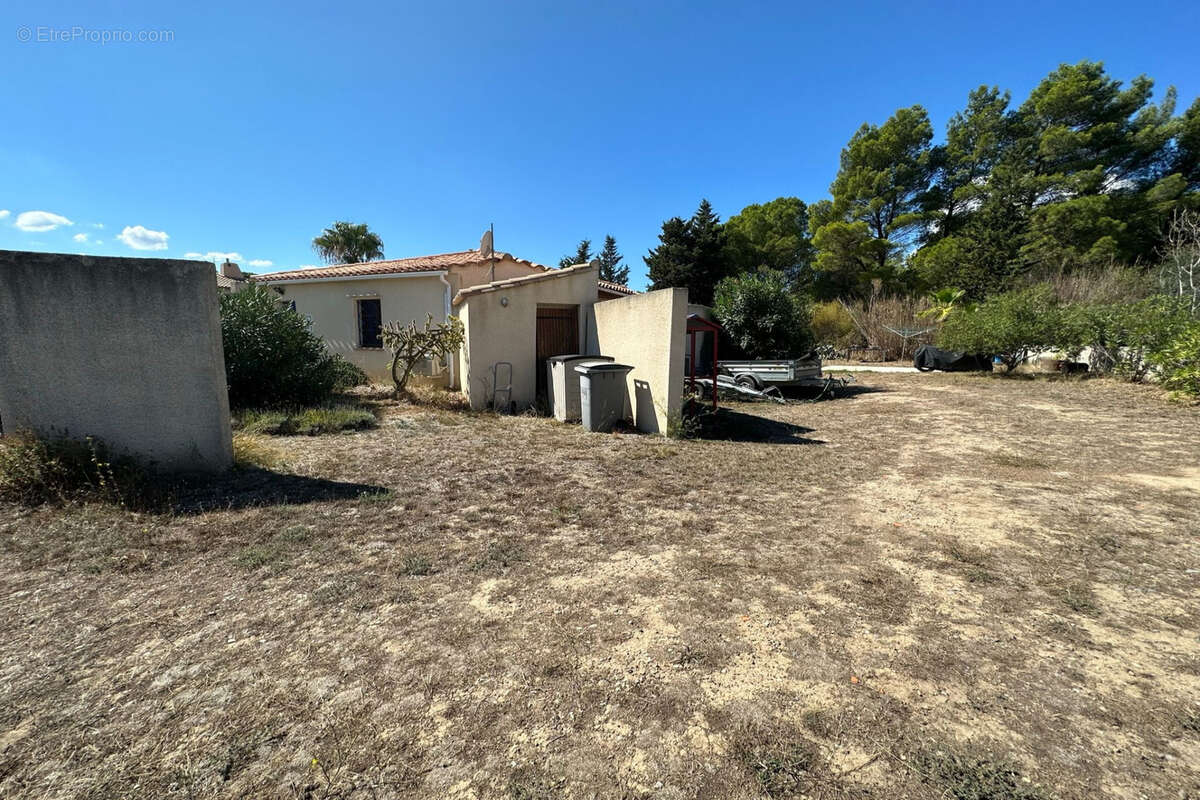 Maison à LEZIGNAN-CORBIERES