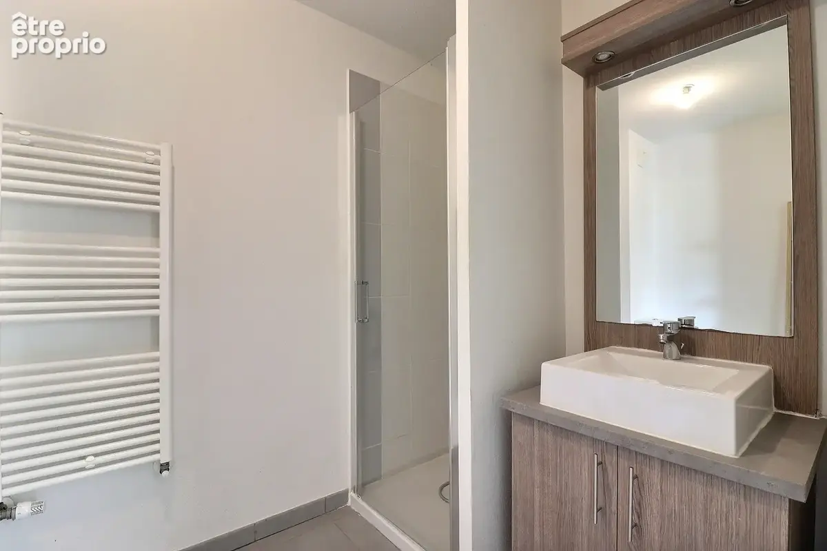 Appartement T2 avec balcon et parking - photo 7