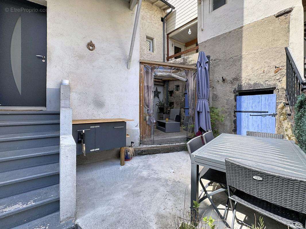 Maison à CHATELGUYON