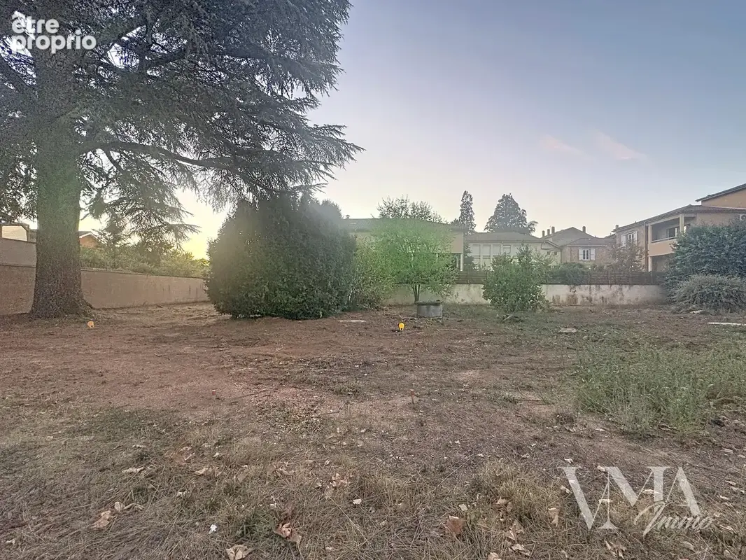 Terrain viabilisé à bâtir avec projet de maison   270 m2   Chessy-les-Mines (69380) - photo 2