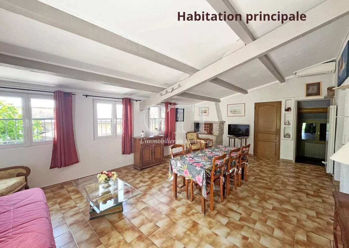 Maison à VAISON-LA-ROMAINE