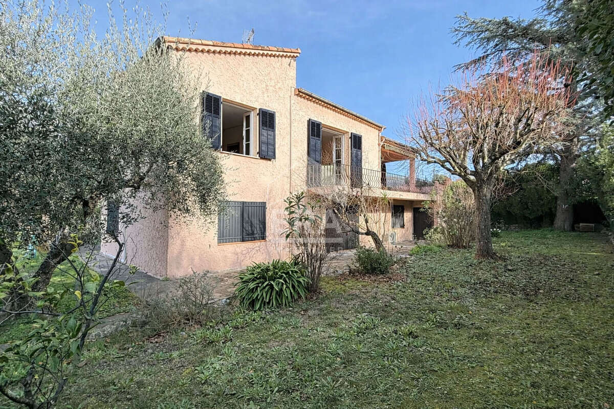Maison à MOUGINS