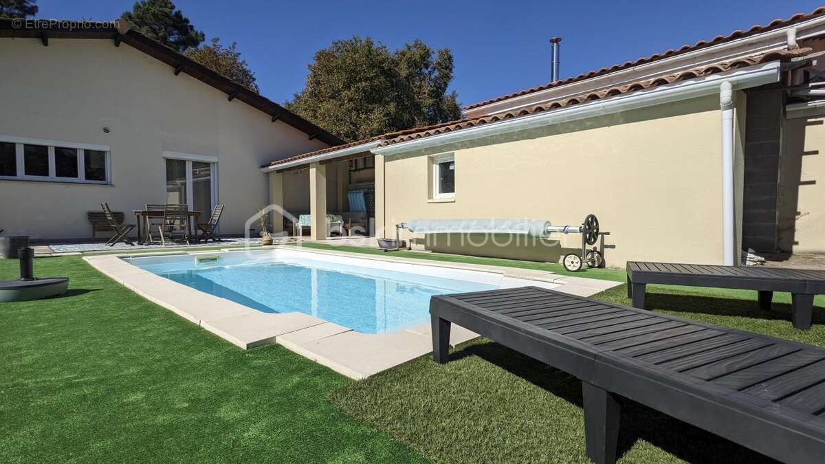 Maison à SAINT-MEDARD-EN-JALLES