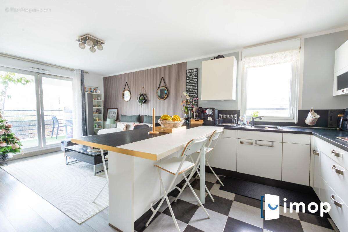 Appartement à AUTEUIL