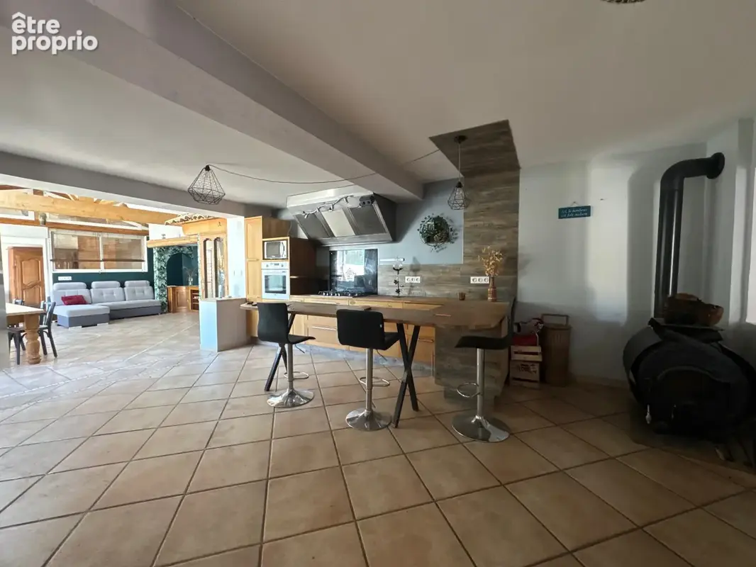 Maison familiale 135m2 avec piscine et studio indépendant - photo 5
