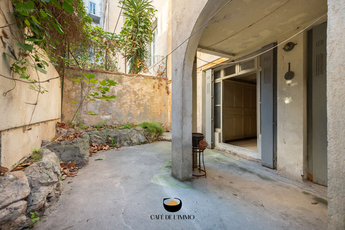 Maison à MARSEILLE-1E