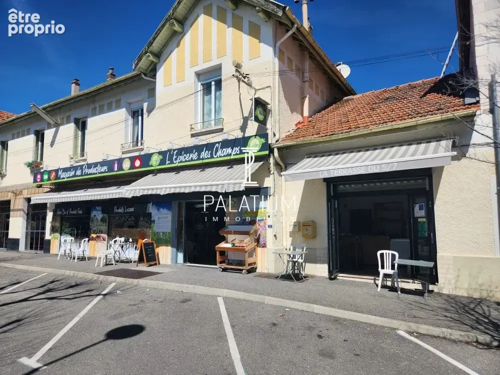 Commerce à CHATEAU-ARNOUX-SAINT-AUBAN