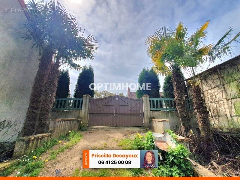 Maison à GROSSOUVRE