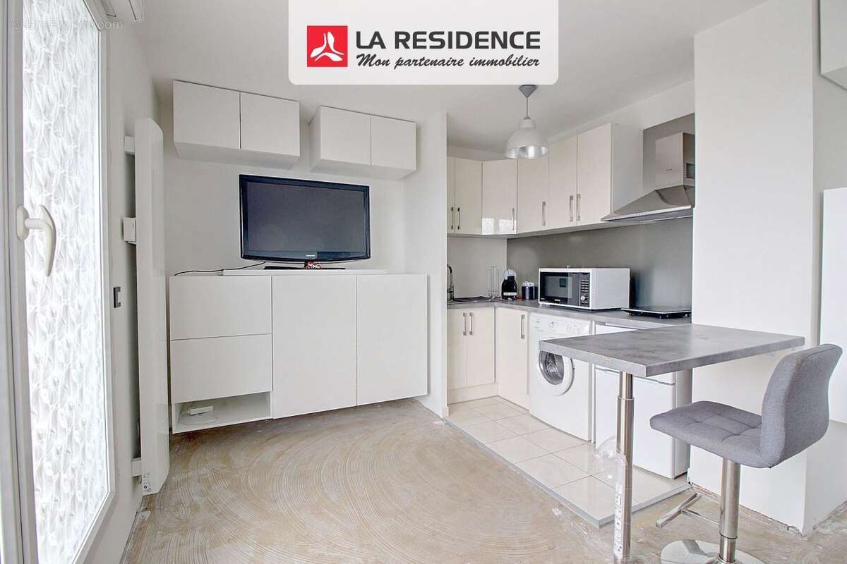 Appartement 25 m² à Mantes-La-Ville  - photo 2