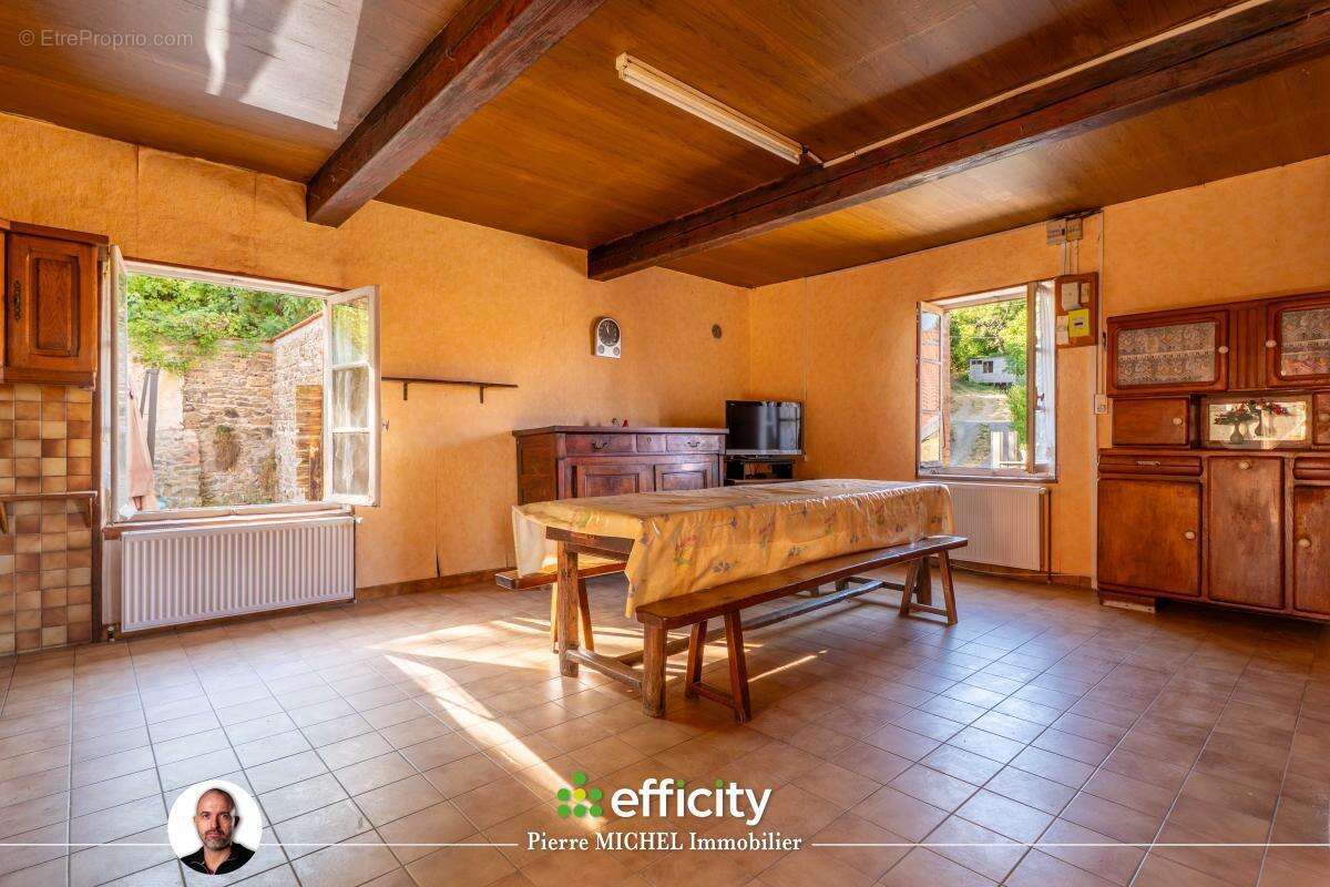 Maison 4 pièces 113 m² à vendre à Chevinay (69210) - photo 9