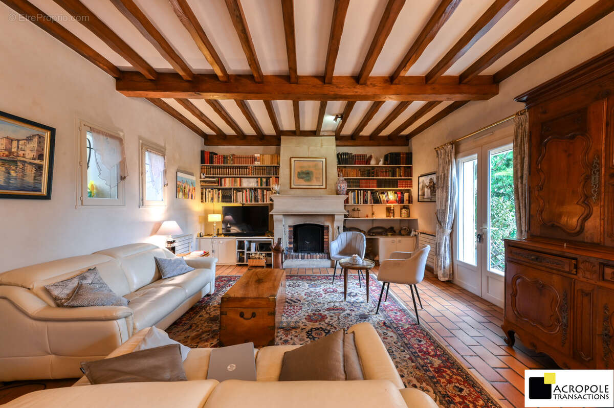 Maison à SAINTE-CONSORCE