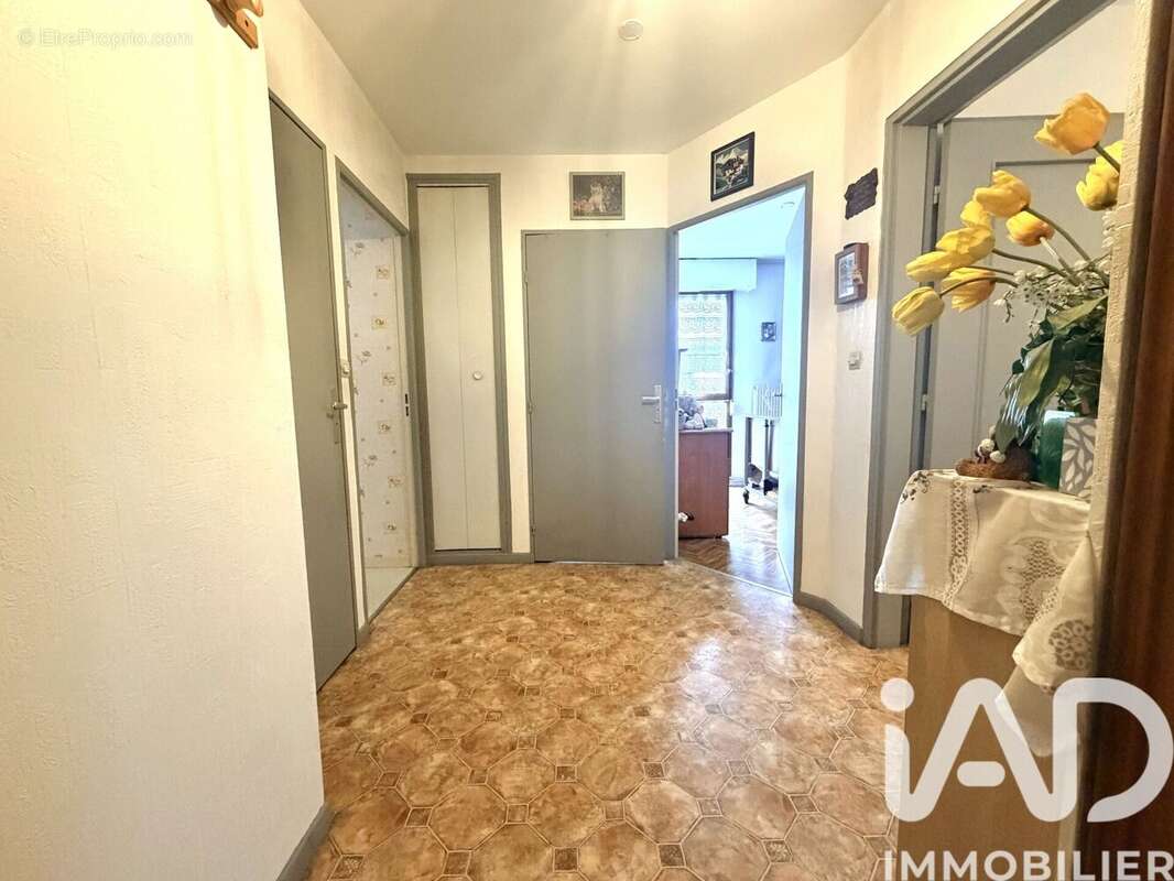 Photo 2 - Appartement à MONTIGNY-LES-METZ