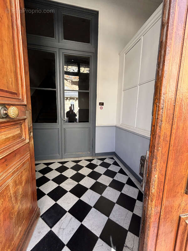 Appartement à MARSEILLE-6E