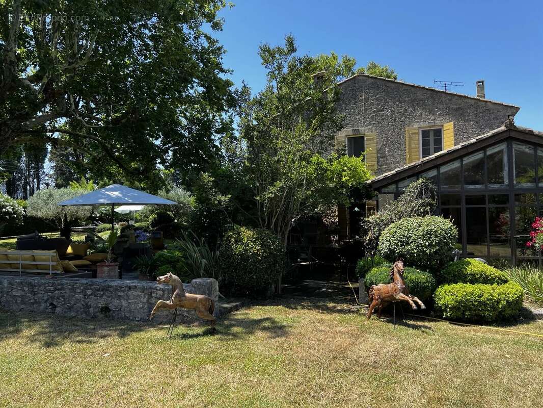 Maison à EYGALIERES