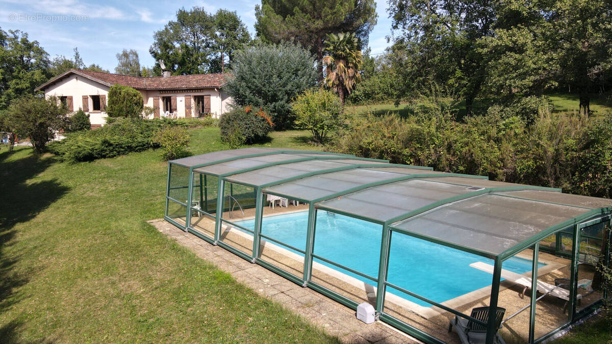 Maison à SAINT-JEAN-DE-VERGES