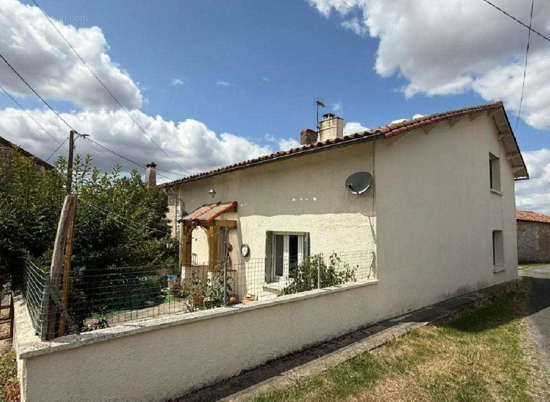Maison à CIVRAY