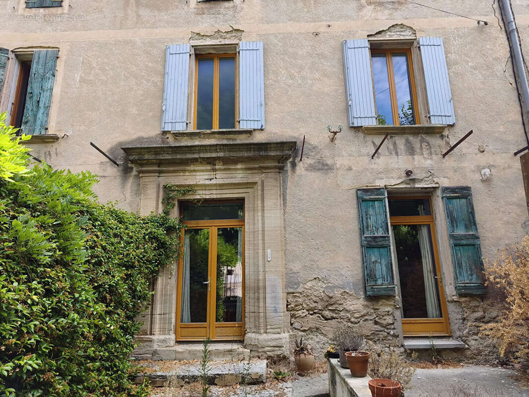 Maison à MALEMORT-DU-COMTAT