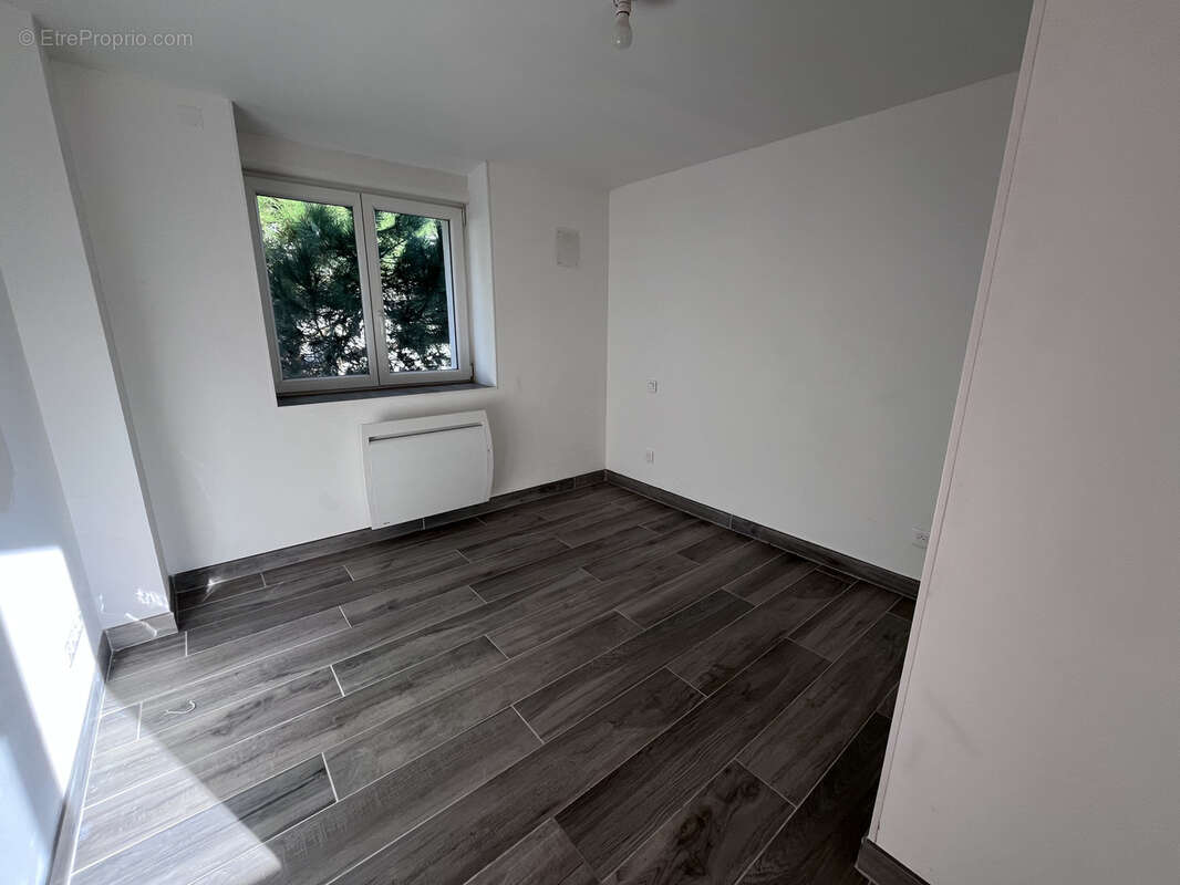 Maison à SAINT-SIGISMOND-DE-CLERMONT