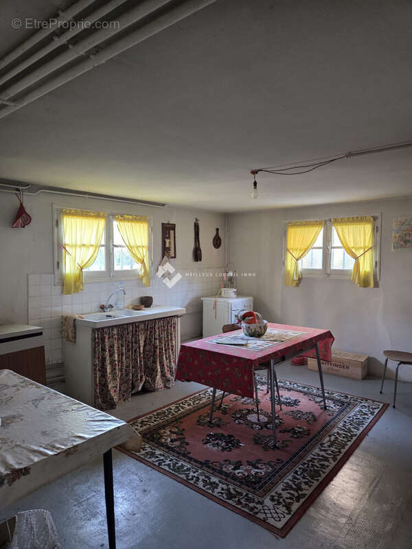 appartement en rez-de-jardin - Maison à VILLENOY