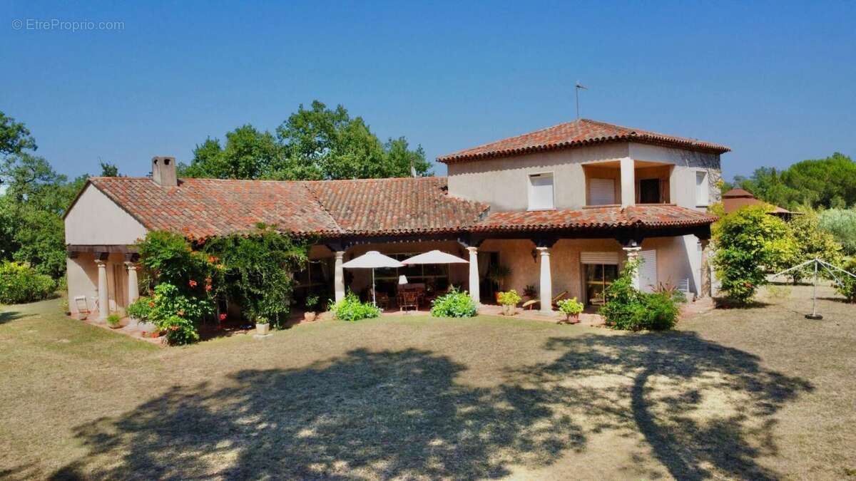 Maison à RIBAUTE-LES-TAVERNES