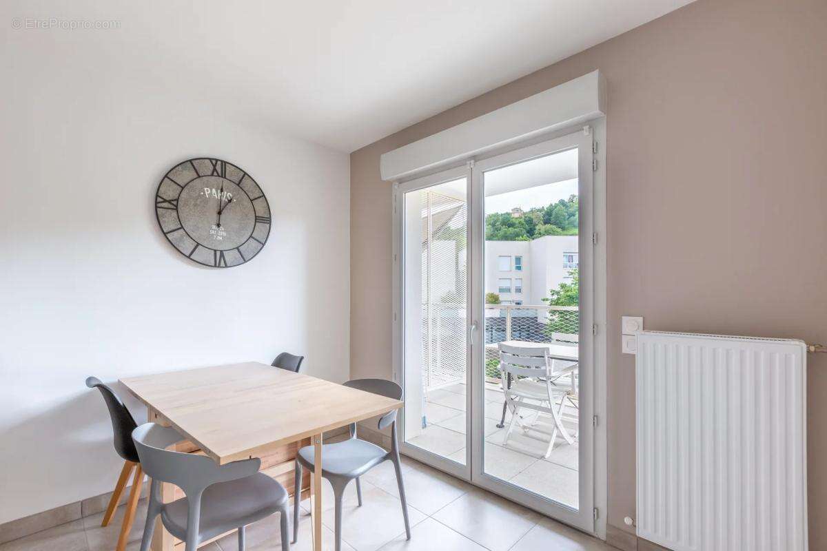 Appartement à GIVORS