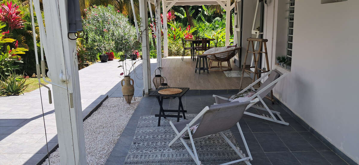 Maison à PETIT-BOURG