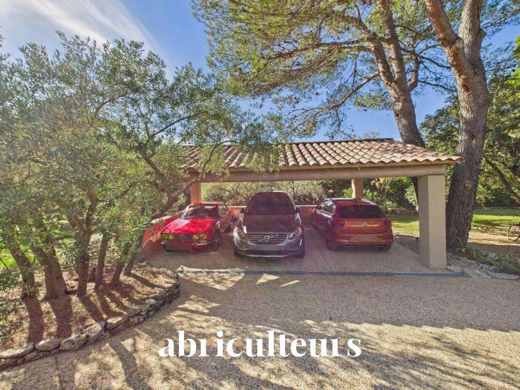 Villa d’architecte rénovée de 155 m²  en vente au pied du Luberon à Cheval-Blanc (84460) - photo 22
