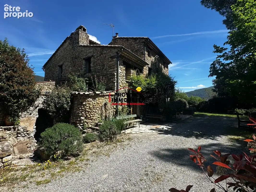 Maison 225 m² à Nyons  - photo 3