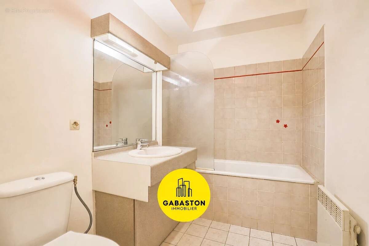 Appartement à MARSEILLE-8E