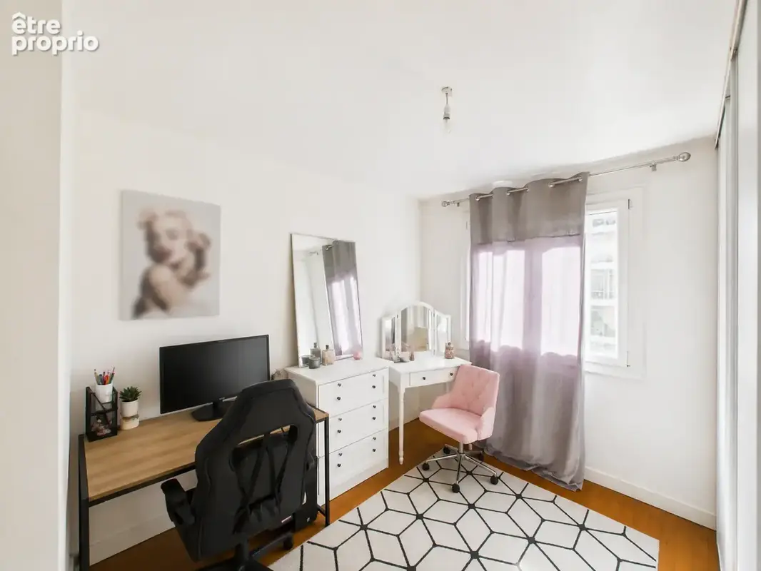 Appartement T4 de 72 m2 avec balcon, cave et grenier   Chambéry - photo 6