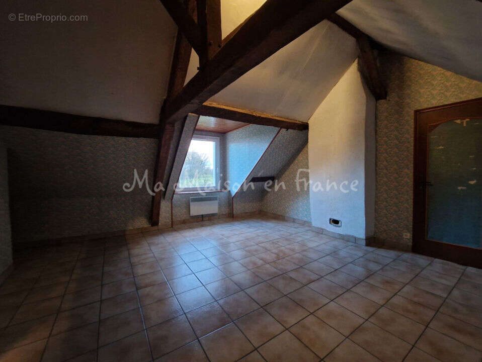 Maison à SAINT-POURCAIN-SUR-SIOULE