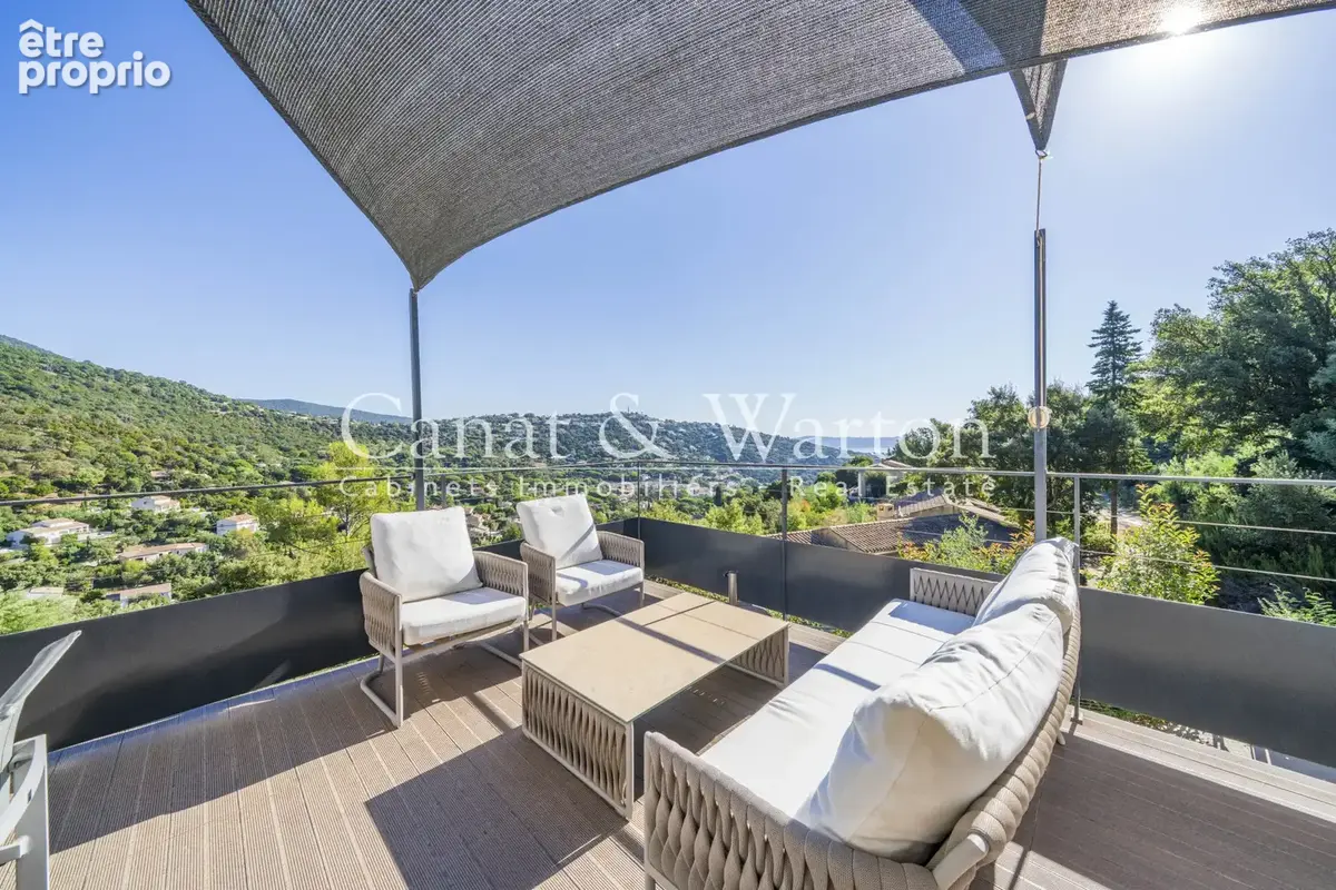 Maison 6 pièces 160 m² · à Cavalaire-sur-Mer · 160 m² · 1 199 000 €