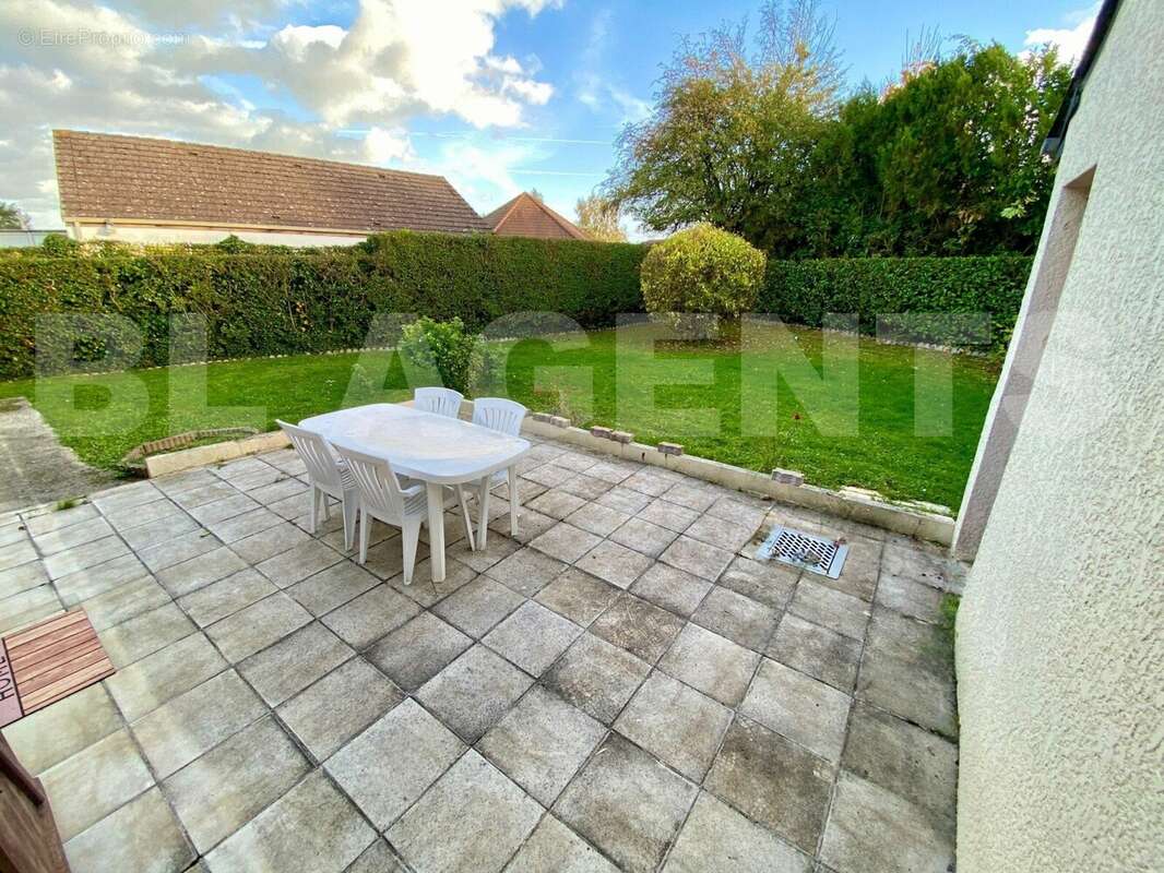 terrasse - Maison à OTHIS