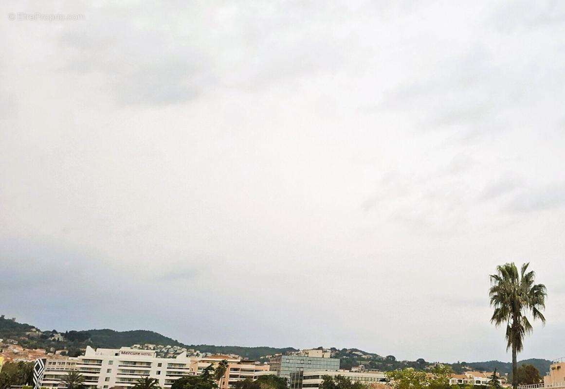 Hyères Olbius Riquier Appartement 58 m² traversant et lumineux - photo 8