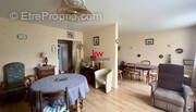 Appartement à EZANVILLE