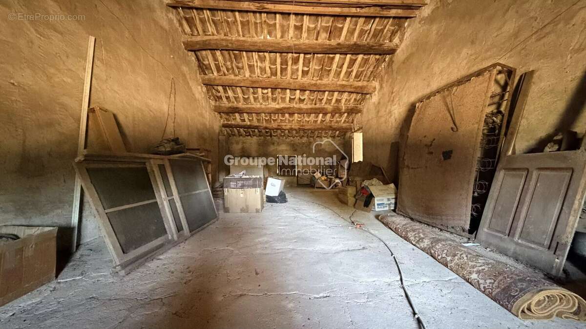 Courthezon - ensemble immobilier de 385 m² en campagne - photo 21
