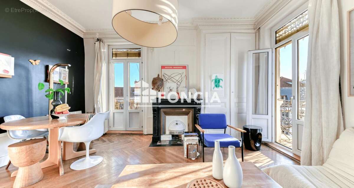 Appartement à LYON-7E