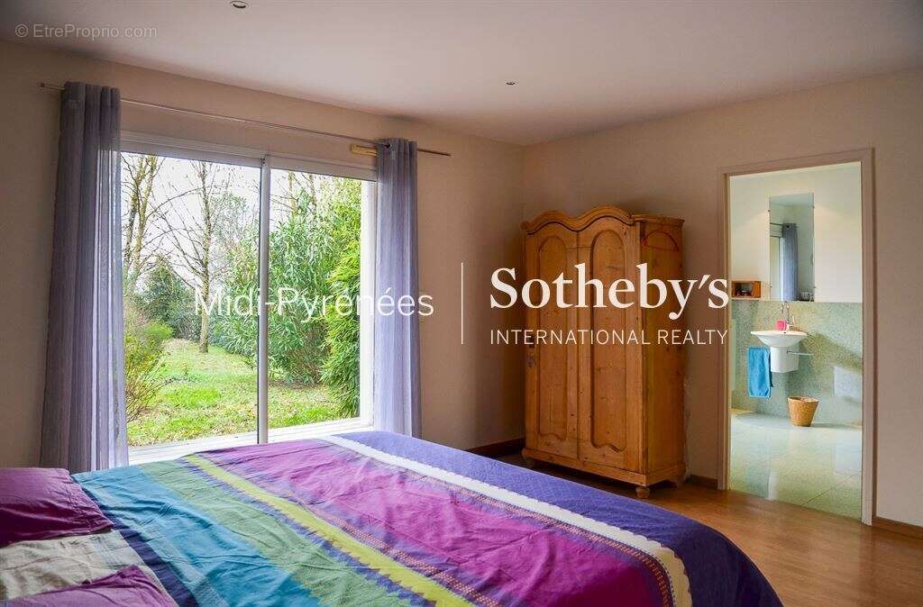 Maison à CLERMONT-LE-FORT